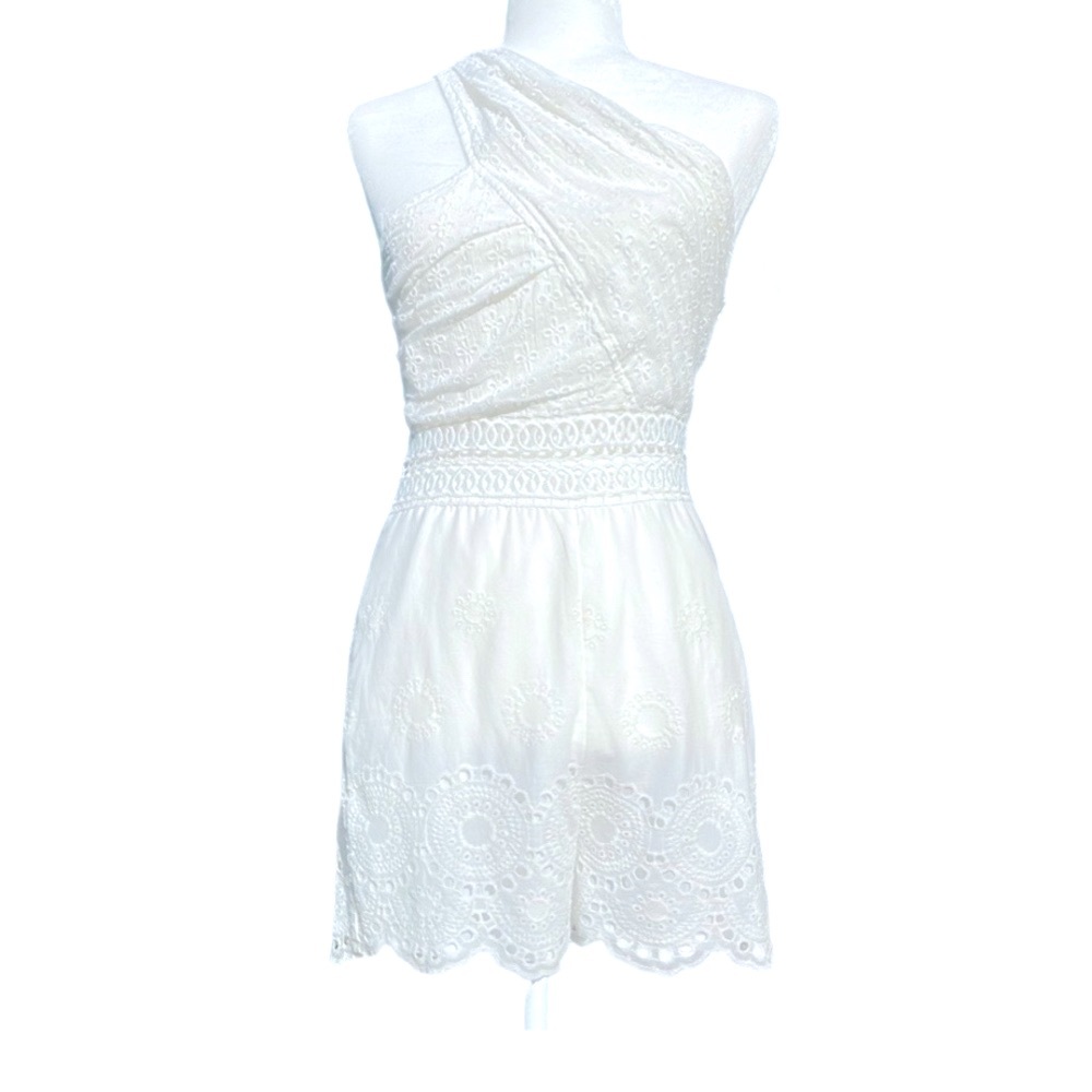 ROMPER by ENDLESS ROSE WHITE EYELET NEW! - Picture 2 of 11